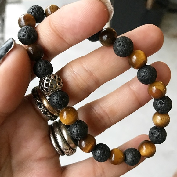 Men or women Lava rock & tiger eye celtic bracelet - Picture 4 of 7